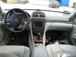 Mercedes-Benz E W211 Центральный пульт управления A2116800552