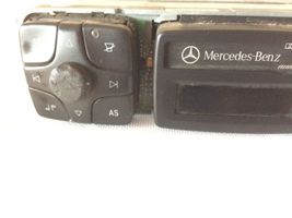 Mercedes-Benz S W220 Radija/ CD/DVD grotuvas/ navigacija A2208201486