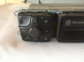 Mercedes-Benz S W220 Radija/ CD/DVD grotuvas/ navigacija A2208201486