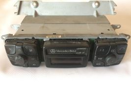 Mercedes-Benz S W220 Radija/ CD/DVD grotuvas/ navigacija A2208201486