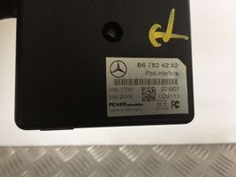 Mercedes-Benz R W251 Sterownik / Moduł sterujący telefonem B67824252