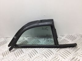 Toyota Yaris Etuoven kulmalasi, neliovinen malli 43R00097