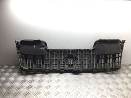 Toyota Land Cruiser (J100) Rejilla superior del radiador del parachoques delantero 5310060030