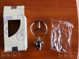 Mercedes-Benz S W220 Mostrina con logo/emblema della casa automobilistica 