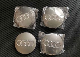 Audi Q3 8U Borchia ruota originale 8D0601170