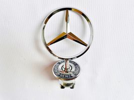 Mercedes-Benz A W176 Valmistajan merkki/logo/tunnus 