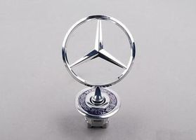 Mercedes-Benz ML W163 Valmistajan merkki/logo/tunnus 