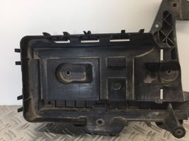 Volkswagen Golf V Vassoio batteria 1K0915333C