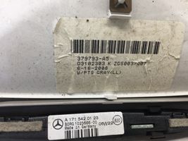 Mercedes-Benz ML W164 Pysäköintitutkan anturin näyttö (PDC) A1715420123