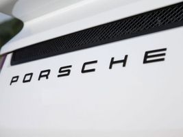 Porsche 911 997 Gamintojo ženkliukas 
