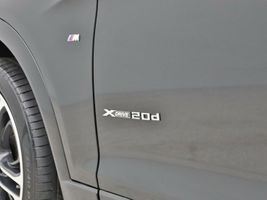 BMW 5 G30 G31 Litery / Emblematy na błotnik przedni 