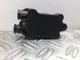 Mercedes-Benz E W210 Pompe à carburant A6110900350