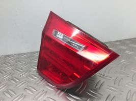 BMW 3 E90 E91 Lampy tylnej klapy bagażnika 4871733