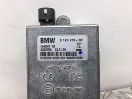 BMW 3 E90 E91 Antenos stiprintuvas 9123739
