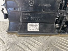 Audi A4 S4 B8 8K Dysze / Kratki środkowego nawiewu deski rozdzielczej 8T1820951E