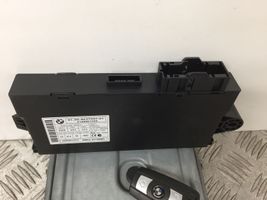 BMW 3 E92 E93 Komputer / Sterownik ECU i komplet kluczy 8510221