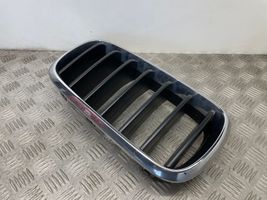 BMW X5 F15 Maskownica / Grill / Atrapa górna chłodnicy 7316053