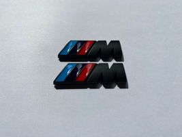 BMW 4 F32 F33 Litery / Emblematy na błotnik przedni 