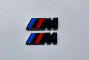 BMW 5 G30 G31 Litery / Emblematy na błotnik przedni 