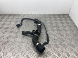 BMW 3 E90 E91 Tuyau de liquide de refroidissement moteur 1708278