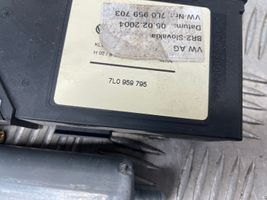 Volkswagen Touareg I Silniczek podnoszenia szyby drzwi tylnych 7L0959795