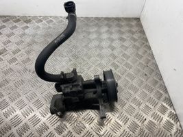 BMW X5 E70 Pompa wspomagania układu kierowniczego 6796462