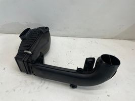 BMW 3 F30 F35 F31 Ilmansuodattimen kotelo 8507565