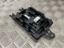 BMW 3 F30 F35 F31 Sulakemoduuli 9261111