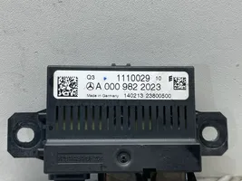 Mercedes-Benz C W204 Relais de charge A0009822023