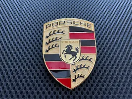 Porsche Cayenne (9PA) Mostrina con logo/emblema della casa automobilistica 95855967600