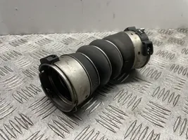 BMW 4 F32 F33 Tube d'admission de tuyau de refroidisseur intermédiaire 8513450