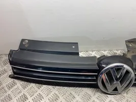 Volkswagen Golf VI Grille calandre supérieure de pare-chocs avant 5K0853653