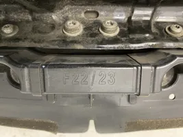 BMW 2 F22 F23 Jäähdyttimen kehyksen suojapaneeli 7255393