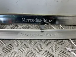 Mercedes-Benz C W205 Etuoven kynnyksen suojalista A2056802806