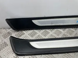 BMW 3 E90 E91 Zestaw listew progowych (wewnętrznych) 7907151