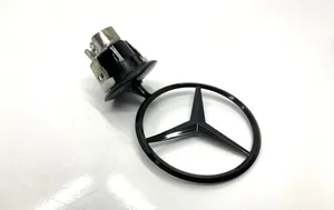 Mercedes-Benz E W210 Mostrina con logo/emblema della casa automobilistica 