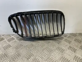 BMW 3 E90 E91 Maskownica / Grill / Atrapa górna chłodnicy 