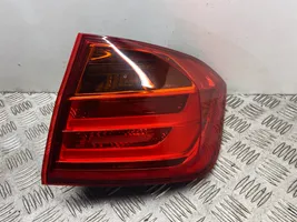 BMW 3 F30 F35 F31 Lampa tylna 7372784