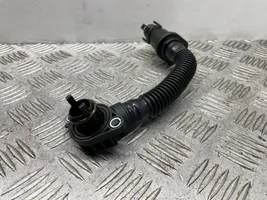 BMW M5 Manguera/tubo respirador 7843150