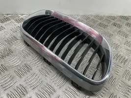 BMW 3 E92 E93 Front bumper upper radiator grill 7254968