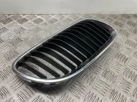 BMW 3 E92 E93 Front bumper upper radiator grill 7254968