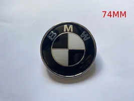 BMW 4 F32 F33 Logo, emblème de fabricant 8132375