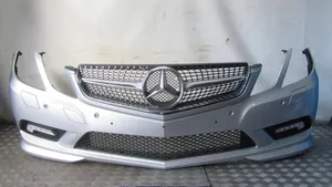 Mercedes-Benz E C207 W207 Paraurti anteriore 