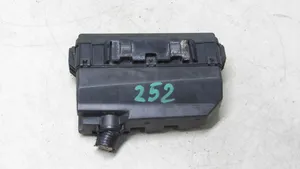 Nissan X-Trail T32 Relay mounting block 