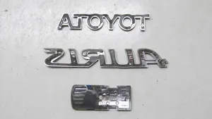 Toyota Auris E180 Emblemat / Znaczek tylny / Litery modelu 