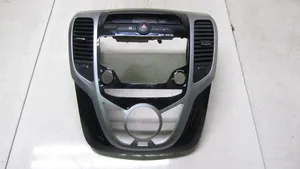 Hyundai ix20 Dash center air vent grill 