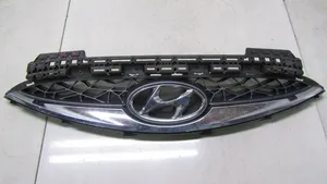 Hyundai ix20 Etupuskurin ylempi jäähdytinsäleikkö 
