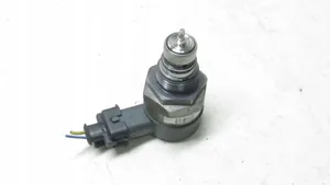 Honda CR-V Regulator ciśnienia paliwa 0281002966