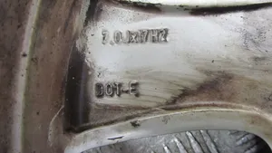 Volvo V40 Felgi aluminiowe R17 31381859