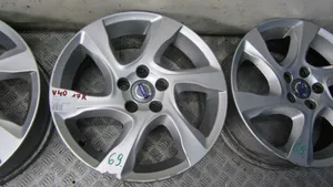 Volvo V40 R17-alumiinivanne 31381859